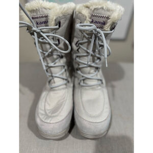 Women's Kamik Brooklyn White Waterproof Winter faux fur lined Boots Size 10